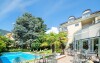 Bazén + slnečná terasa, Hotel Villa Laurus ***, Merano, Taliansko