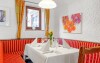 Kút s lavičkami, Wander- & Landhotel Gabriele ***, Unterwössen, Nemecko