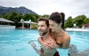 Ľudia v bazéne, RupertusTherme, Bad Reichenhall, Nemecko