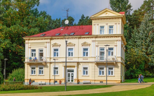 Budova, Lázeňský dům Purkyně, Konstantinovy Lázně