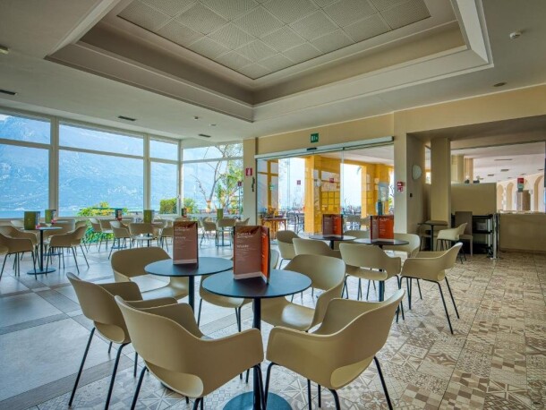 Reštaurácia, Hotel Cristina ***, Limone Sul Garda BS, Taliansko