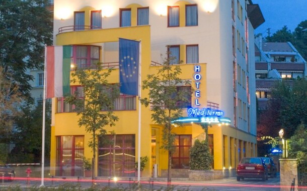 Hotel Mediterran **** sa nachádza len kúsok od centra