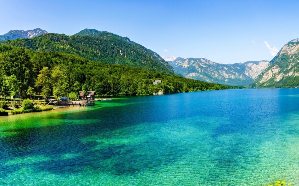 Vydajte sa k 6 km vzdialenému Bohinjskému jazeru