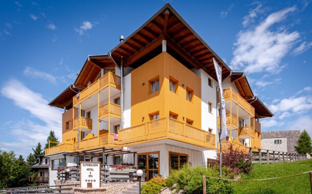 Hotel Alpine Mugon ****, Monte Bondone, Taliansko