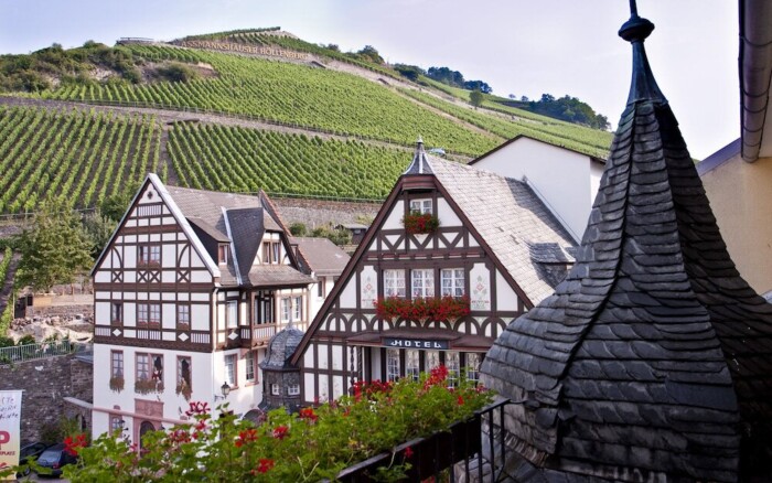 Hotel Berg's Alte Bauernschänke ****