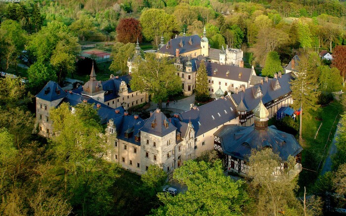 Zamek Kliczków ****