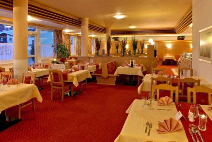 Erlebnishotel Fendels ****