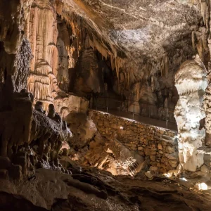 Postojenská kvapľová jaskyňa