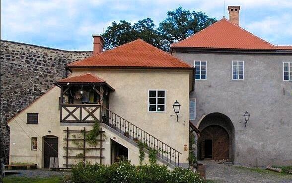 Vodní hrad Lipý