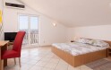 Apartmán pre 5 osôb, Apartmány Kathy, Karlobag, Chorvátsko