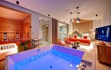 Wellness apartmán KING s obrovskou vírivkou, saunou a terasou, Wellness Hotel Fénix ****