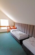 Izba Standard s druhou spálňou smer parkovisko 5+0, Horský Hotel Jelenovská ***