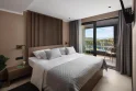 Izba Superior s balkónom a výhľadom na more, Alfir Resort ****, Blato, Korčula, Chorvátsko