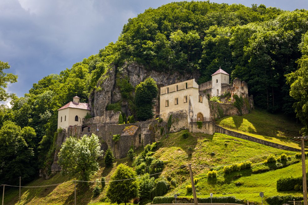 Pútnické miesto Skalka pri Trenčíne