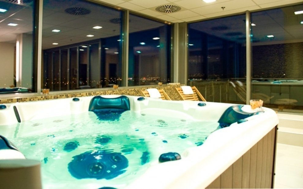 Wellness v Expo Congress Hotel