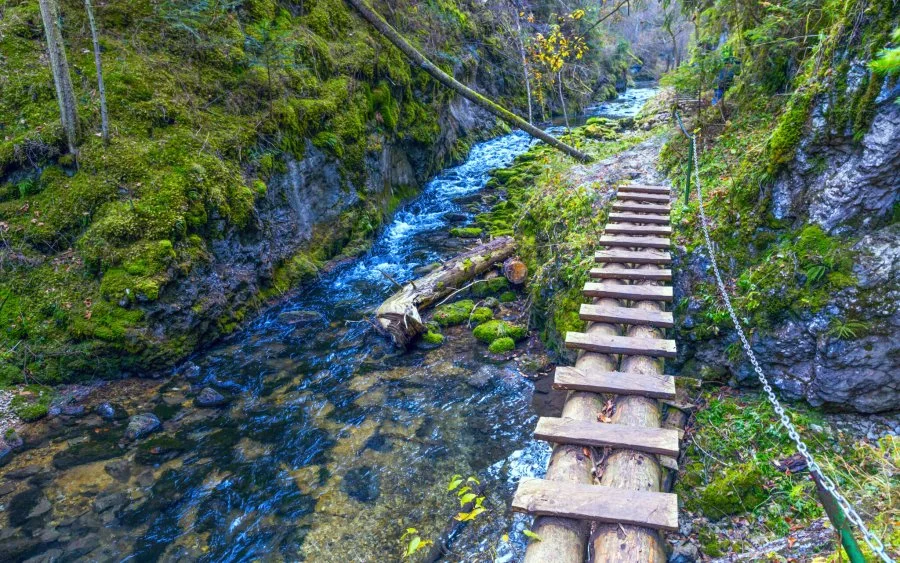 Čo podniknúť vo dvojici či s rodinou počas víkendu v Slovenskom raji?