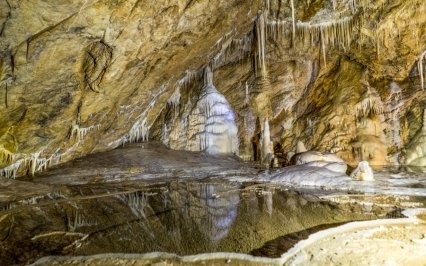 Objavte to NAJ z Poľska: 6 NAJtajomnejších jaskýň, ktoré vás vtiahnu do svojich príbehov